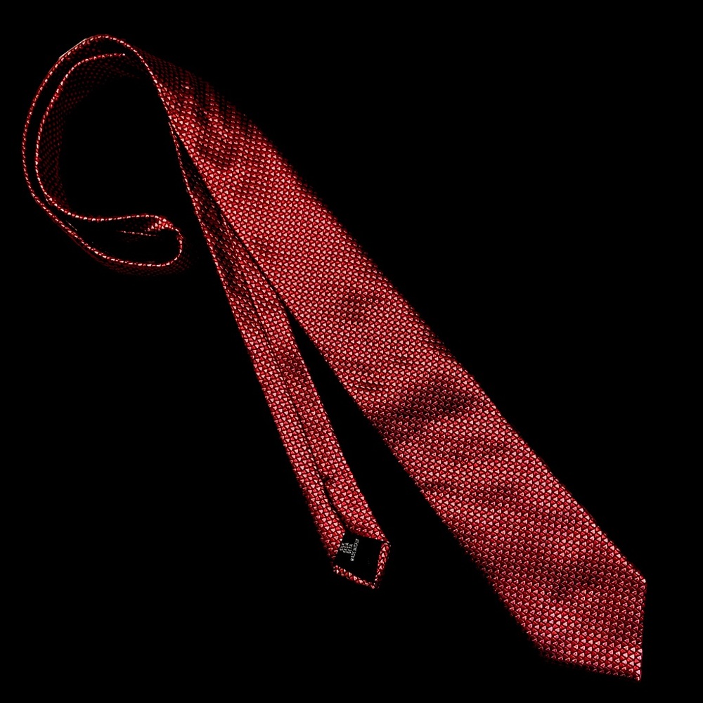 Kirkland Signature 100% silk tie